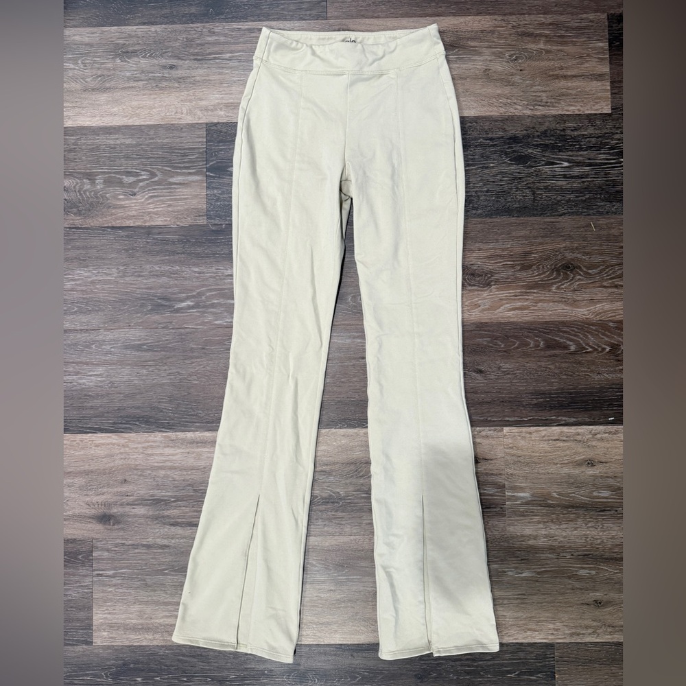 ALO split hem cream pant